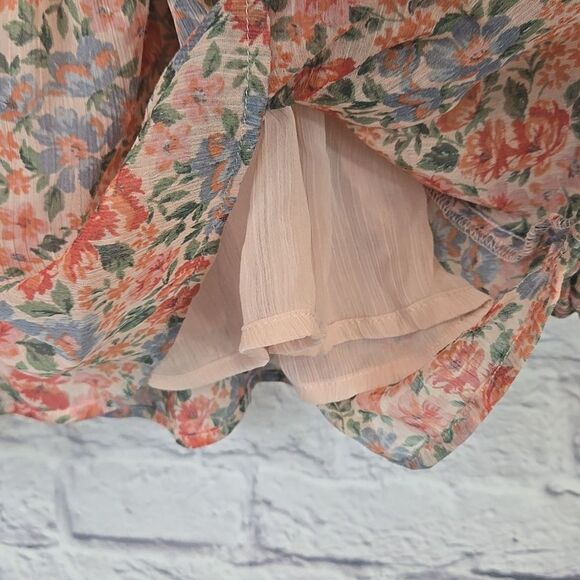 American Eagle Girly Boho Chic Chiffon Blouse Peach Floral Ruched Peplum Top S - Picture 9 of 13